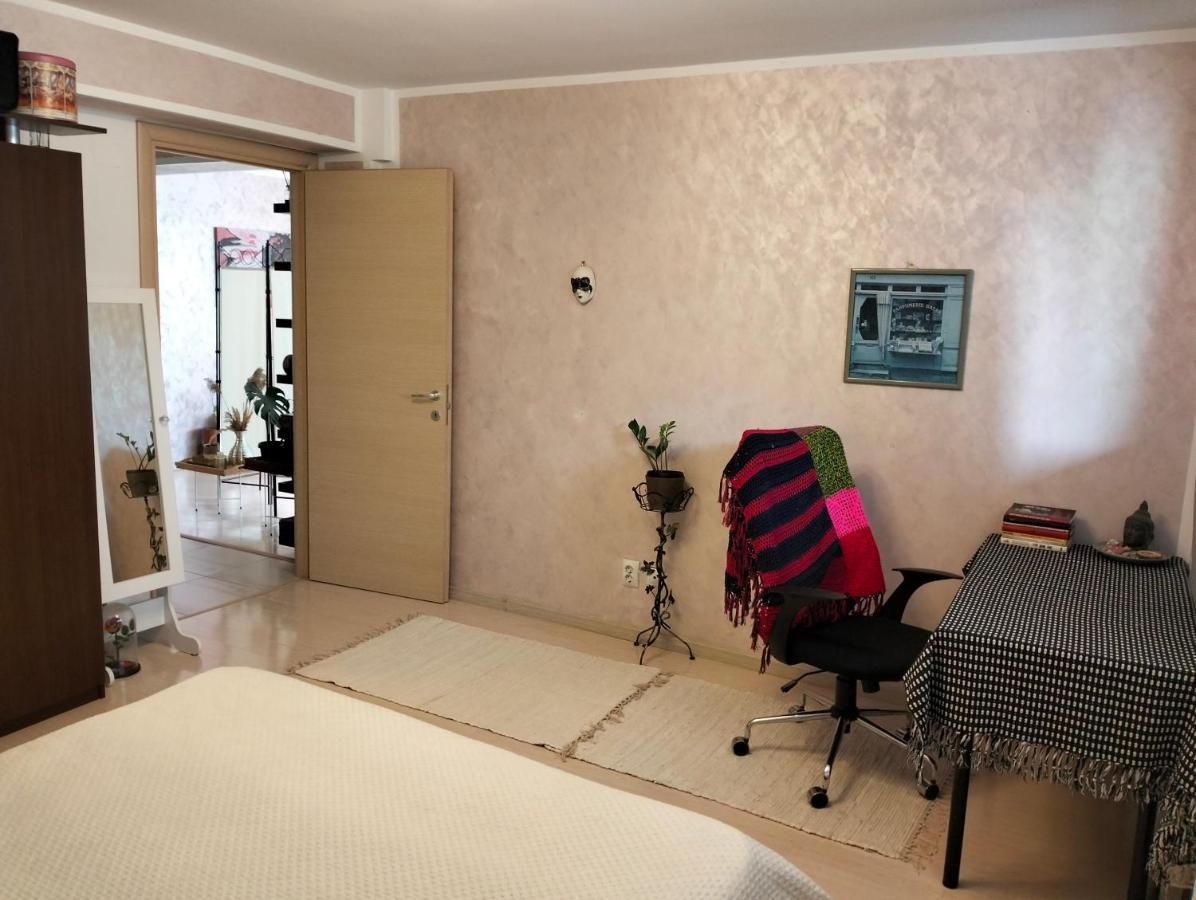 Royal Awoun Home Bukarest Exteriör bild